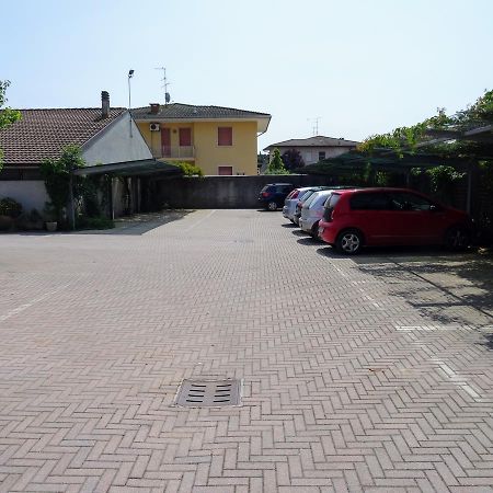Residenza Il Giglio Mozzecane Exterior foto